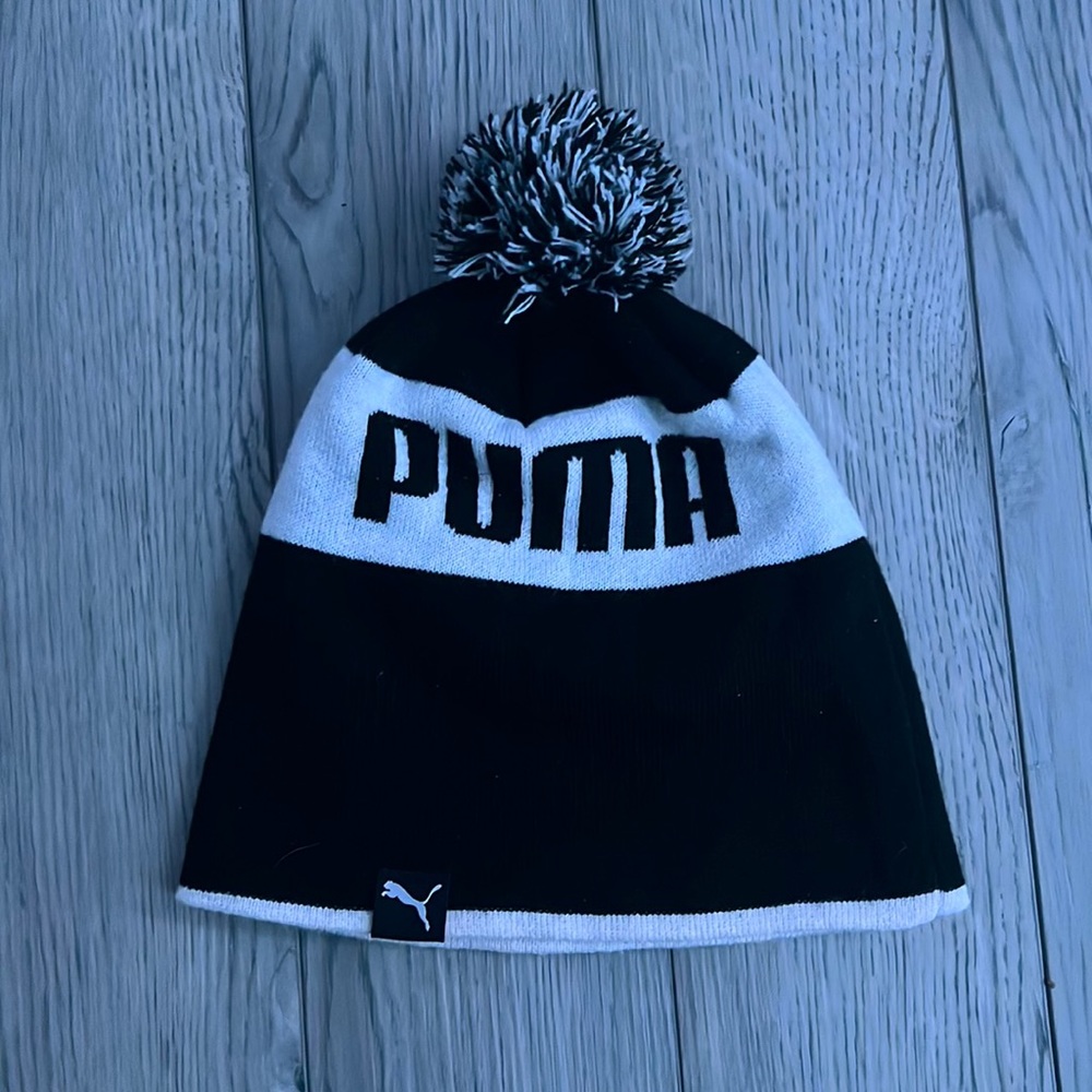 Black and white Puma beanie